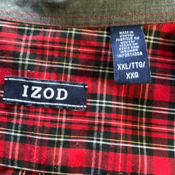 Izod Men’s long sleeve red plaid button-down shirt - Picture 3 of 3